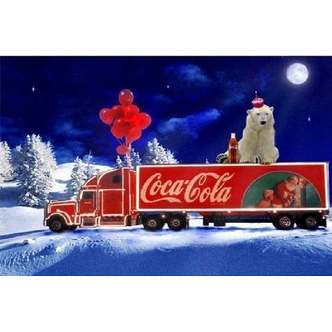 Isbjørn på Coca Cola lastbil - Runde sten - 90 x 60 cm - Lærred, sten, pen, bakke, gele