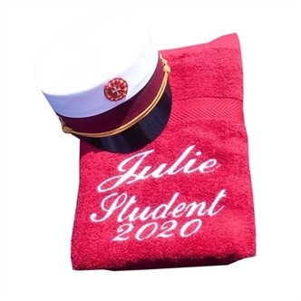 Rødt håndklæde med Student 2023 ( 70 x 130 cm)