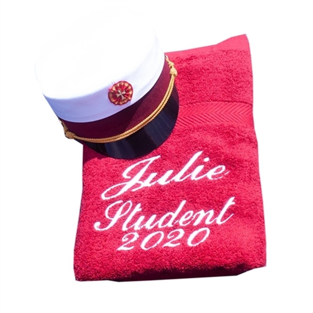 Rødt håndklæde med Student 2024  (50 x 90 cm)